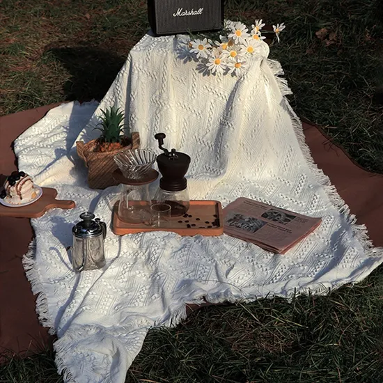 Camping Picnic Blankets Air Condition Knitted with Tassel Decorative Mats Skin