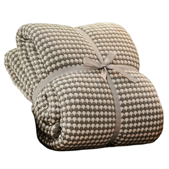Autumn and Winter Thickened Warm Knitted Blanket Lamb Velvet Sofa Blanket 