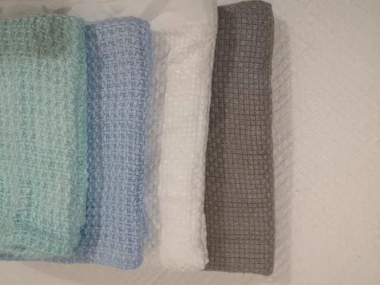 Breathable Bamboo Fiber Selvage Edge Cool Cellular Blanket Sofa Blanket Knitted Blanket 